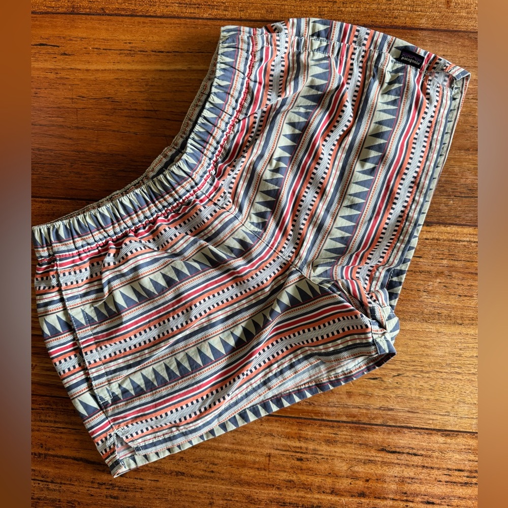 Casual Striped Aztec Print Women’s Shorts - Multicolor